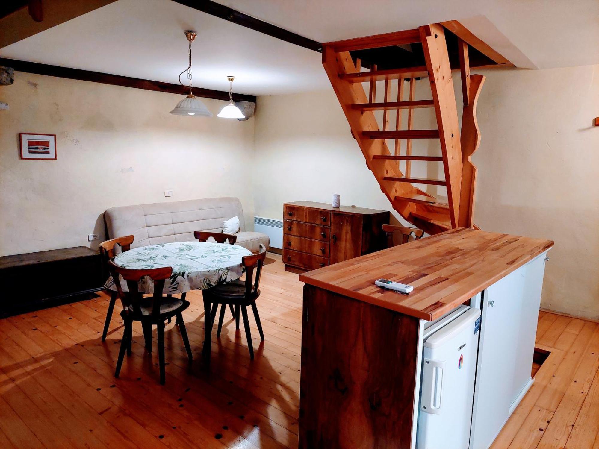 Apartment Valetovi Stanjel Phòng bức ảnh
